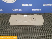 Крышка люка с инструментами